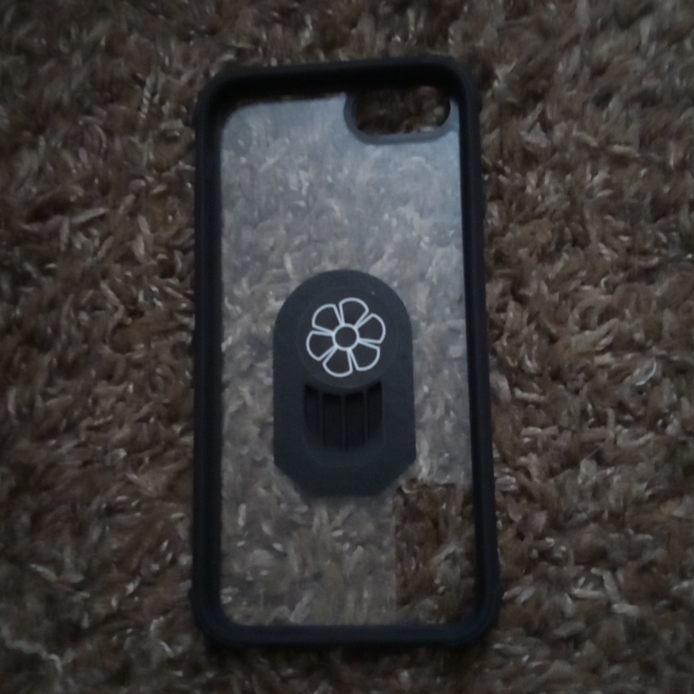 iPhone 6/6s/7/8 black hard plastic case with 2 screen protectors